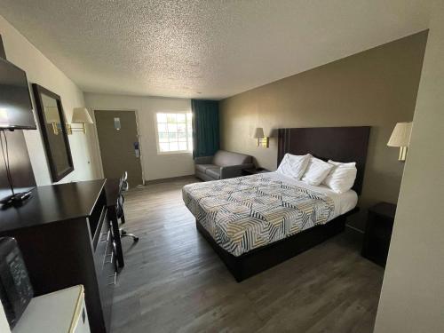 1 queen bed