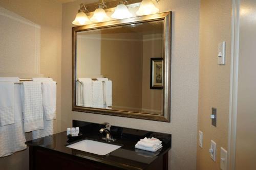 Best Western Heritage Inn - Bellingham - image 6