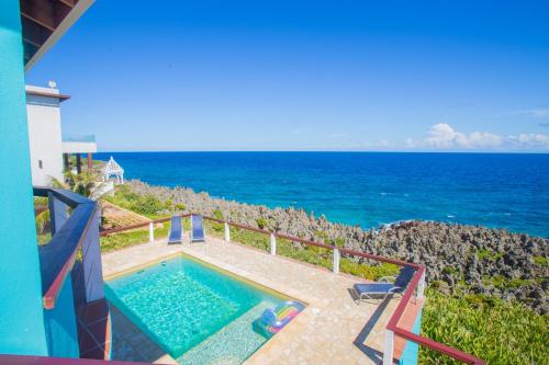 Oceanfront Coral View Home