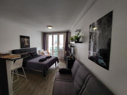 Apartment Louvre - image 5