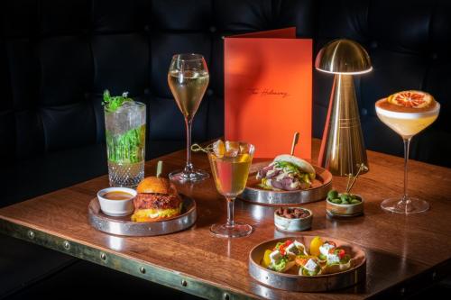 Sloane Place - image 5