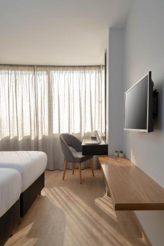 Parkside Boutique Furnished Apartments - image 4