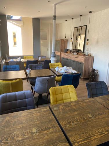 อาหารและเครื่องดื่ม, Hotel Le Picardy in แซงต์ ดิซิเญ