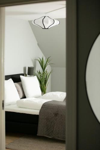 Unique 5 Bedroom Flat w Exposed Beams in Copenhagen Unique 5 Bedroom Flat w Exposed Beams in Copenhagen