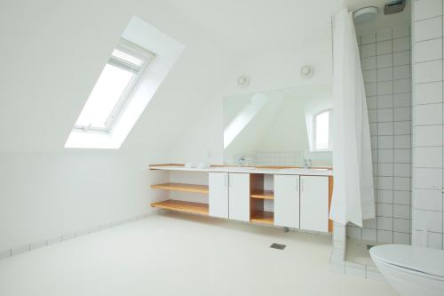 Unique 5 Bedroom Apartment w Exposed Beams in Copenhagen, Kodaň (fotografie 6)