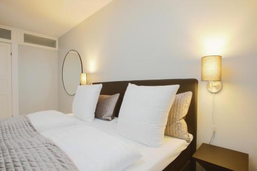 Unique 5 Bedroom Flat w Exposed Beams in Copenhagen Unique 5 Bedroom Flat w Exposed Beams in Copenhagen