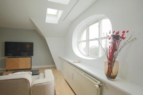 Unique 5 Bedroom Flat w Exposed Beams in Copenhagen Unique 5 Bedroom Flat w Exposed Beams in Copenhagen