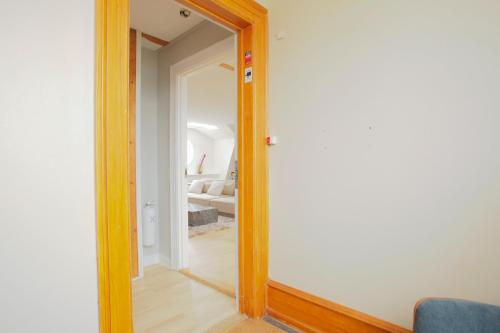 Unique 5 Bedroom Flat w Exposed Beams in Copenhagen Unique 5 Bedroom Flat w Exposed Beams in Copenhagen