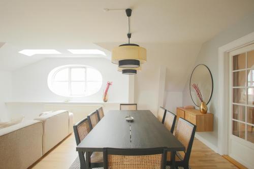 Unique 5 Bedroom Flat w Exposed Beams in Copenhagen Unique 5 Bedroom Flat w Exposed Beams in Copenhagen