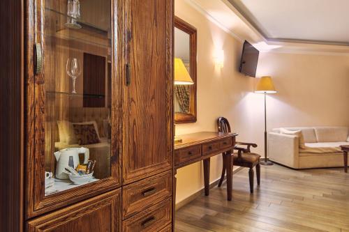 Palazetto Suites - image 3