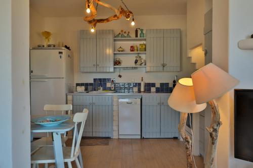 2 bedrooms, 4 beds