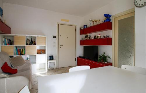  Beautiful apartment in Rimini with WiFi and 2 Bedrooms in Rimini