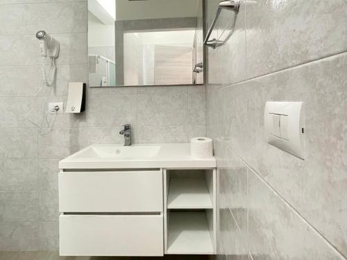 Triple Room image 7