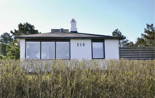 Three-Bedroom Holiday Home In Hundested