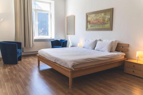 Old Town Apartment Next to Saint Peter's Church, Рига