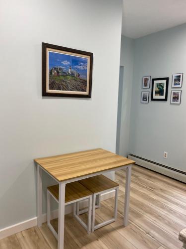 Létesítmények, Hasty House Studio in Auburn (Maine)