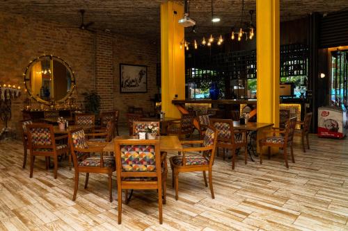 Restorāns, Hotel El Meson in La Dorada