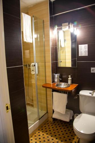 Hostal Gud Salamanca - image 9