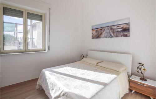  Amazing Apartment In Caminia With Wifi in Copanello