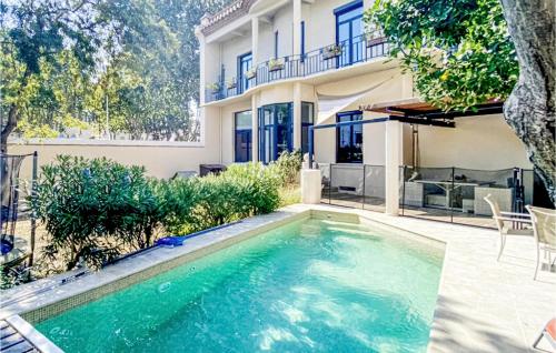 Stunning Home In Perpignan With Private Swimming Pool, Can Be Inside Or Outside