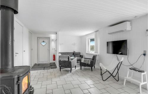  Cozy Home In Thisted With Wifi in Torsted