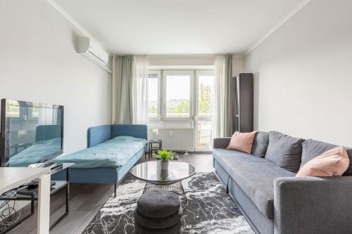 Lovely 1 Bedroom Flat - Gazdagrét - Apartment - Budapest