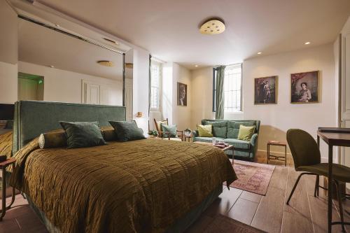 Bohemian Suites Athens - main image