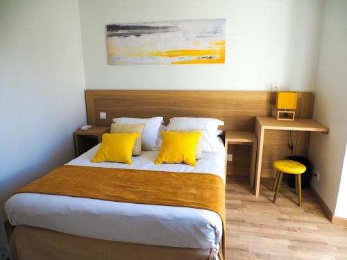 1 double bed
