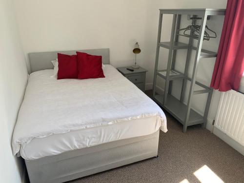 Lower Winsford Apartments & Rooms