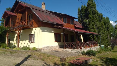 Viesnīcas āriene, Vila Roseta in Carbunari