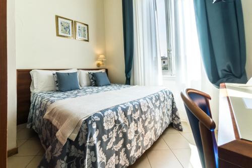Hotel Bonifacio - image 12