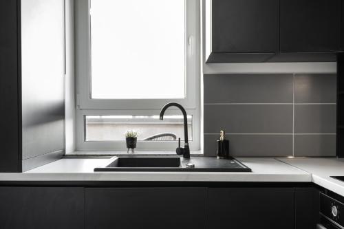 Milano Studio with Terrace and Panoramic View Milano Studio with Terrace and Panoramic View