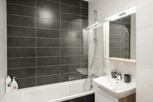 Milano Studio with Terrace and Panoramic View Milano Studio with Terrace and Panoramic View