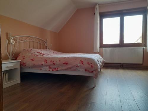 B&B Baldenheim - Appart 4 pers refait neuf 90m2 avec balcon - Bed and Breakfast Baldenheim