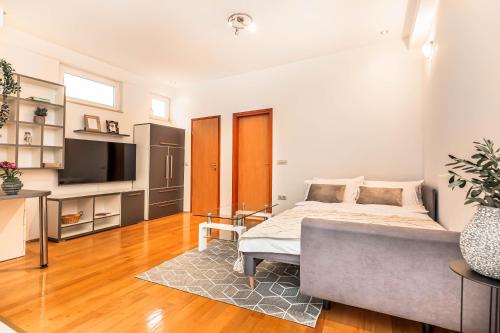Beachfront apartment in Dugi Rat