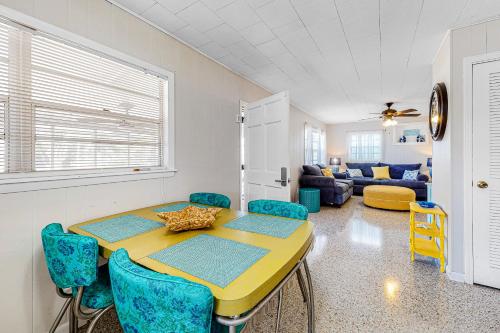 Sunnyside Beach House and Studio in Panama City Beach, USA