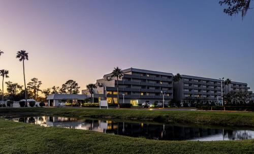 Palazzo Lakeside Hotel