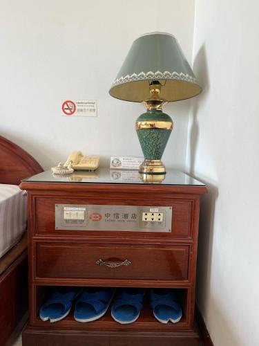 room detail thumbnail 1