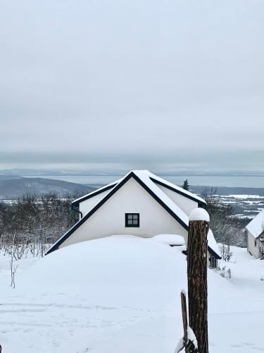 Cheerful Cottage at Balatonfelvidek Dörgicse