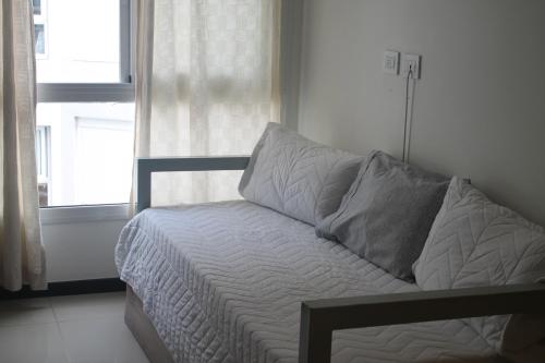 One-Bedroom Apartment image 8