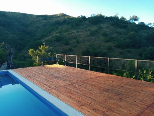 ระเบียง/ชานเรือน, CABAÑAS CAMPO CHICO (CABANAS CAMPO CHICO) in เอล ตราปิเช