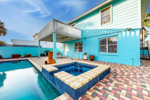 4 bedrooms, 6 beds