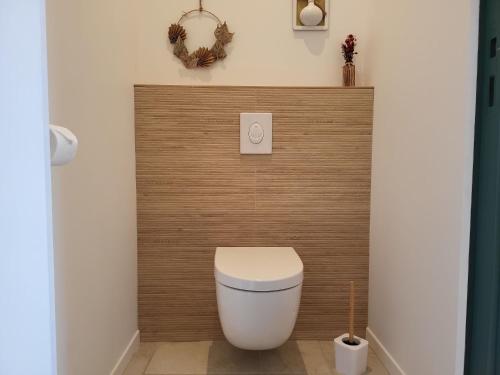 2 bedrooms, 3 beds