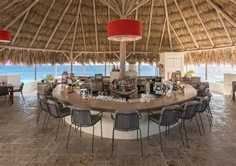 Bar/lounge, Caribbean Sunrise, Coral Estate, Oceanfront ! in Willibrordus