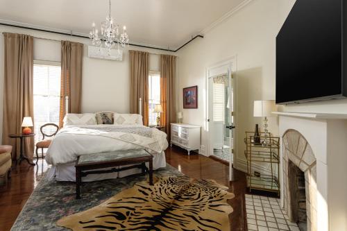 King Room with Spa Bath