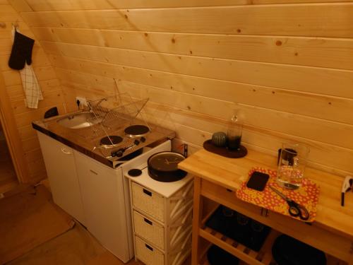 кухня, Hobbit Hut in Халстахамар