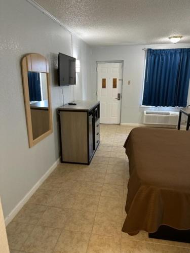 Executive Inn Mercedes Weslaco – Mercedes, TX