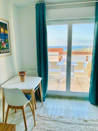 Superbe 2 pièces - 4 couchages - Clim - Parking - Piscine résidence