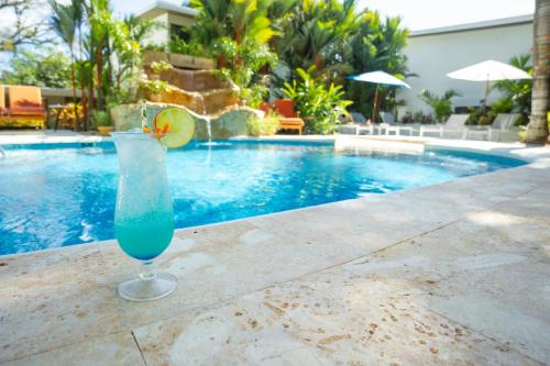 422704427 La Vela Boutique Hotel