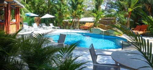 422704432 La Vela Boutique Hotel